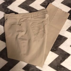 ⭐️ Laura Ashley | Khakis